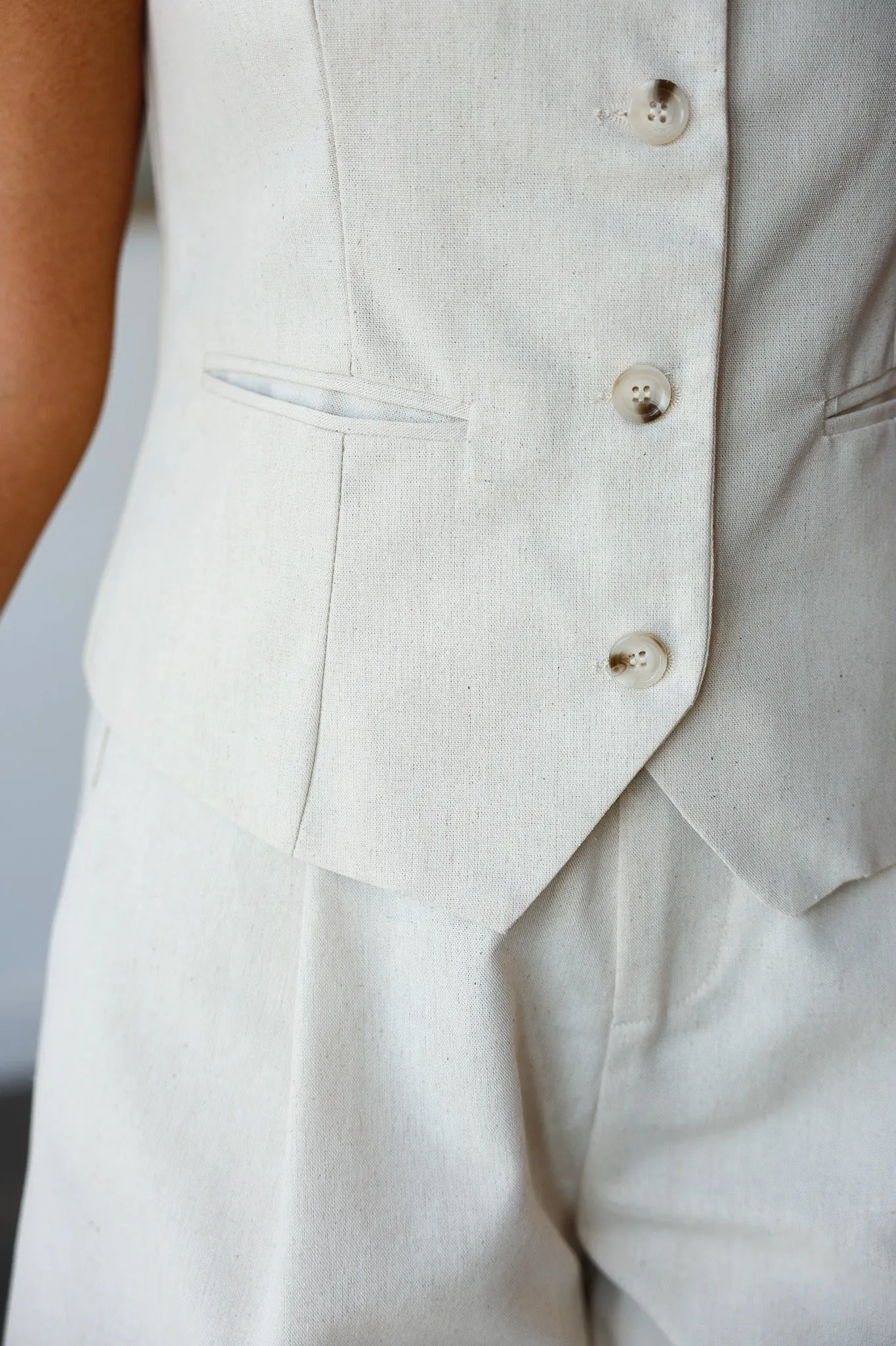 Button Down Vest - Natural