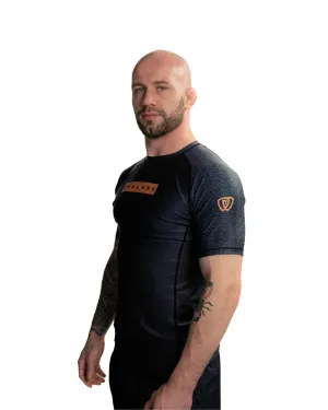 CYPHER SHORT-SLEEVE RASH GUARD
