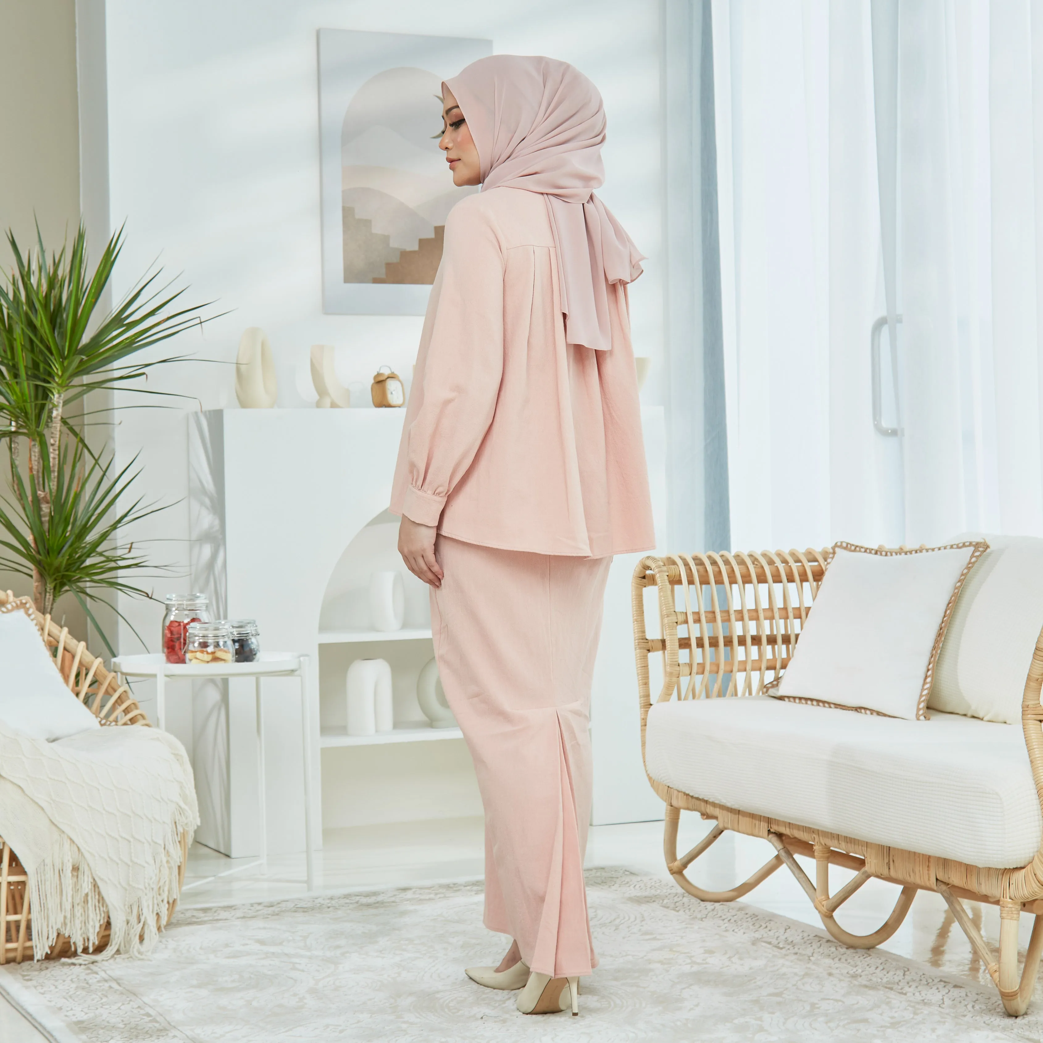 Nikayla Linen Kurung Set - Pink Peach