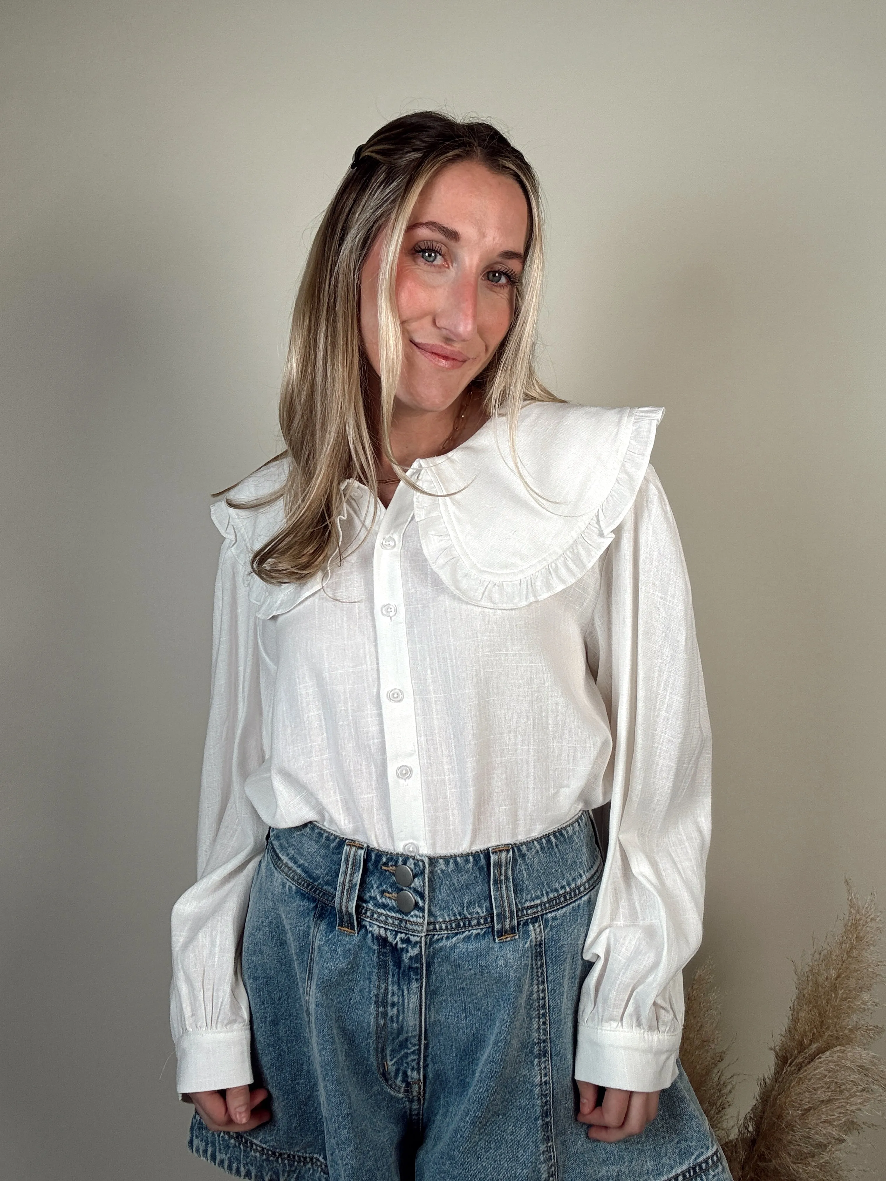 Peter Pan Collar Button Down Top
