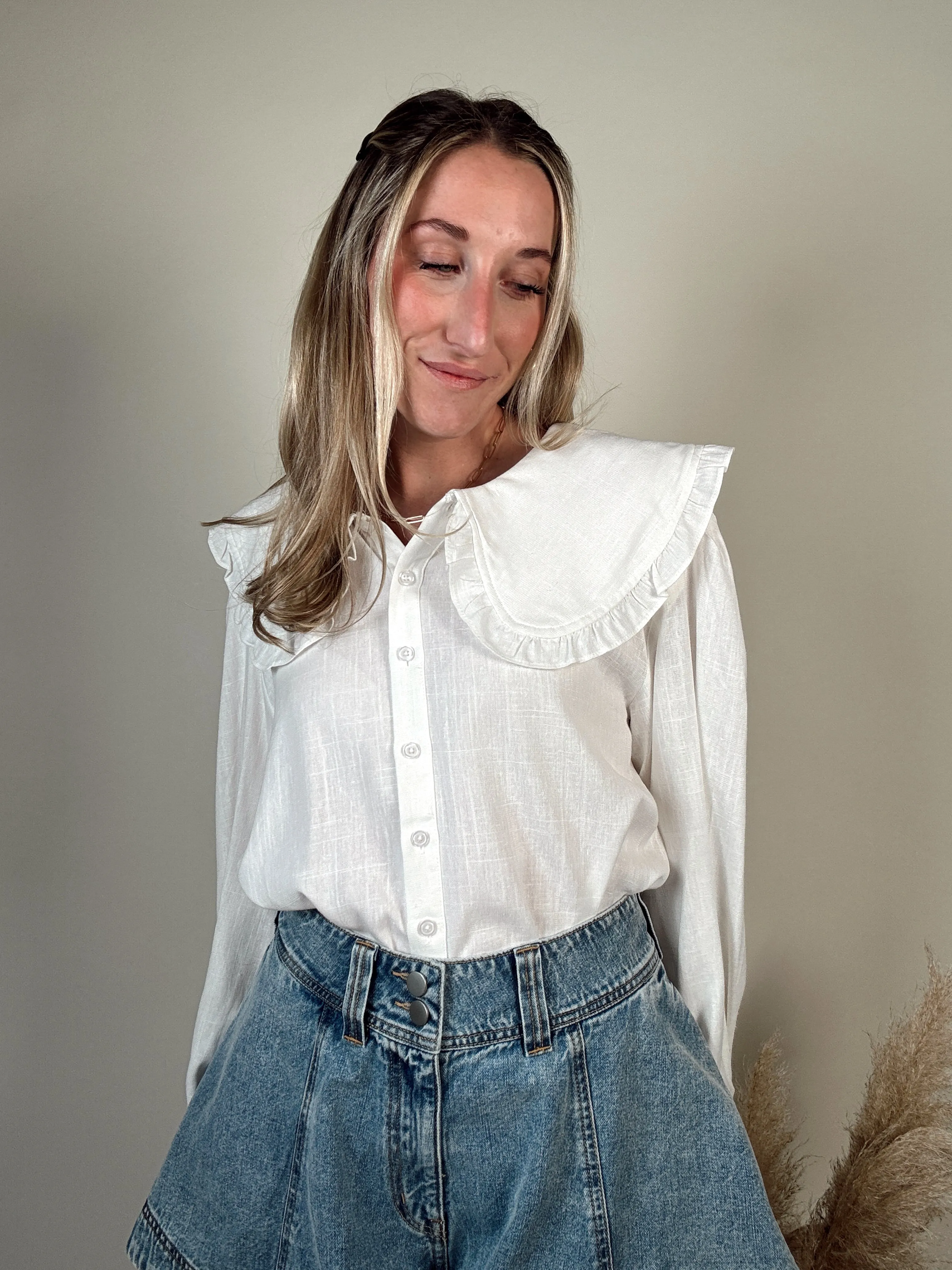 Peter Pan Collar Button Down Top