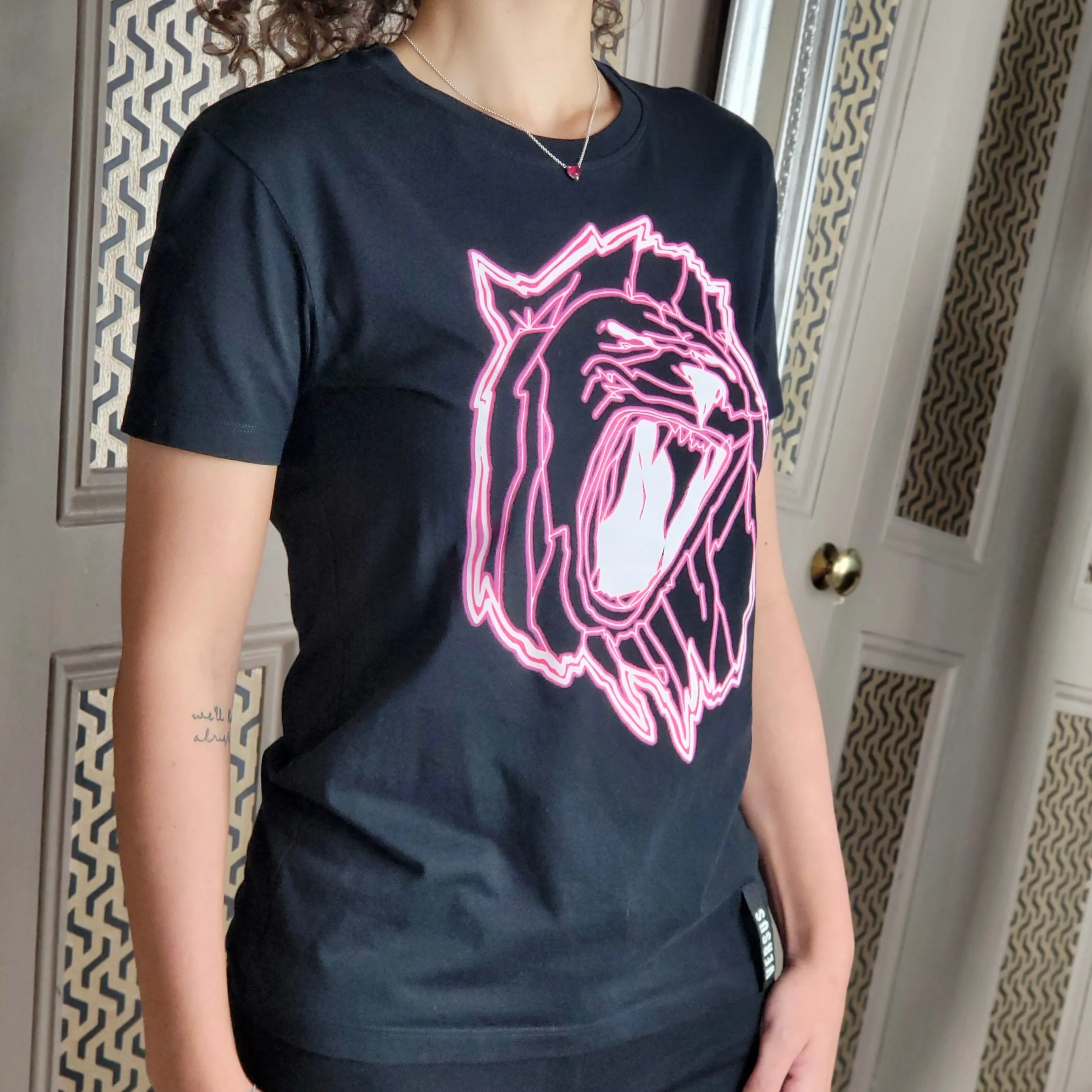 VERSUS VERSACE GRAPHIC T-SHIRT SIZE XS